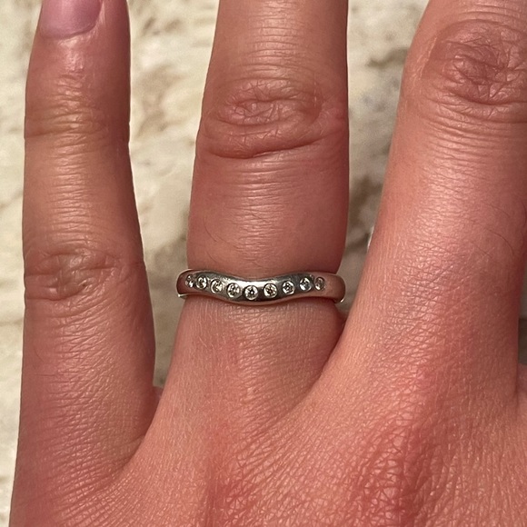 Authentic Tiffany & Co. Curved Wedding Band - Picture 3 of 6